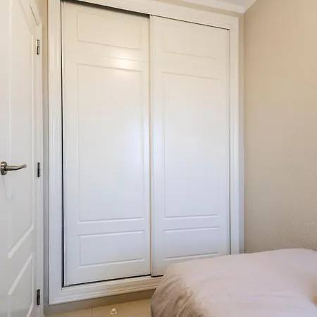 Winahost Valencia El 1 *